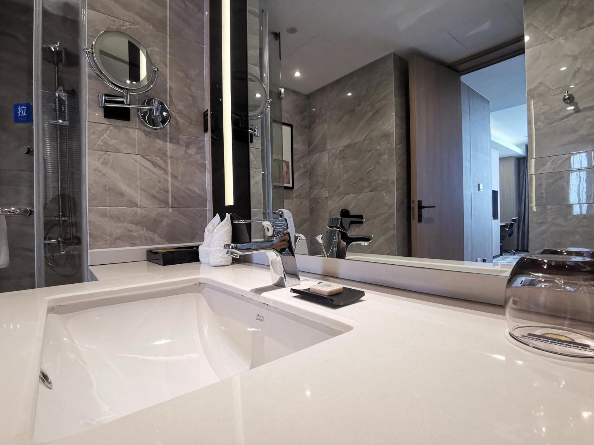 Days Hotel Suzhou Suzhou  Bagian luar foto
