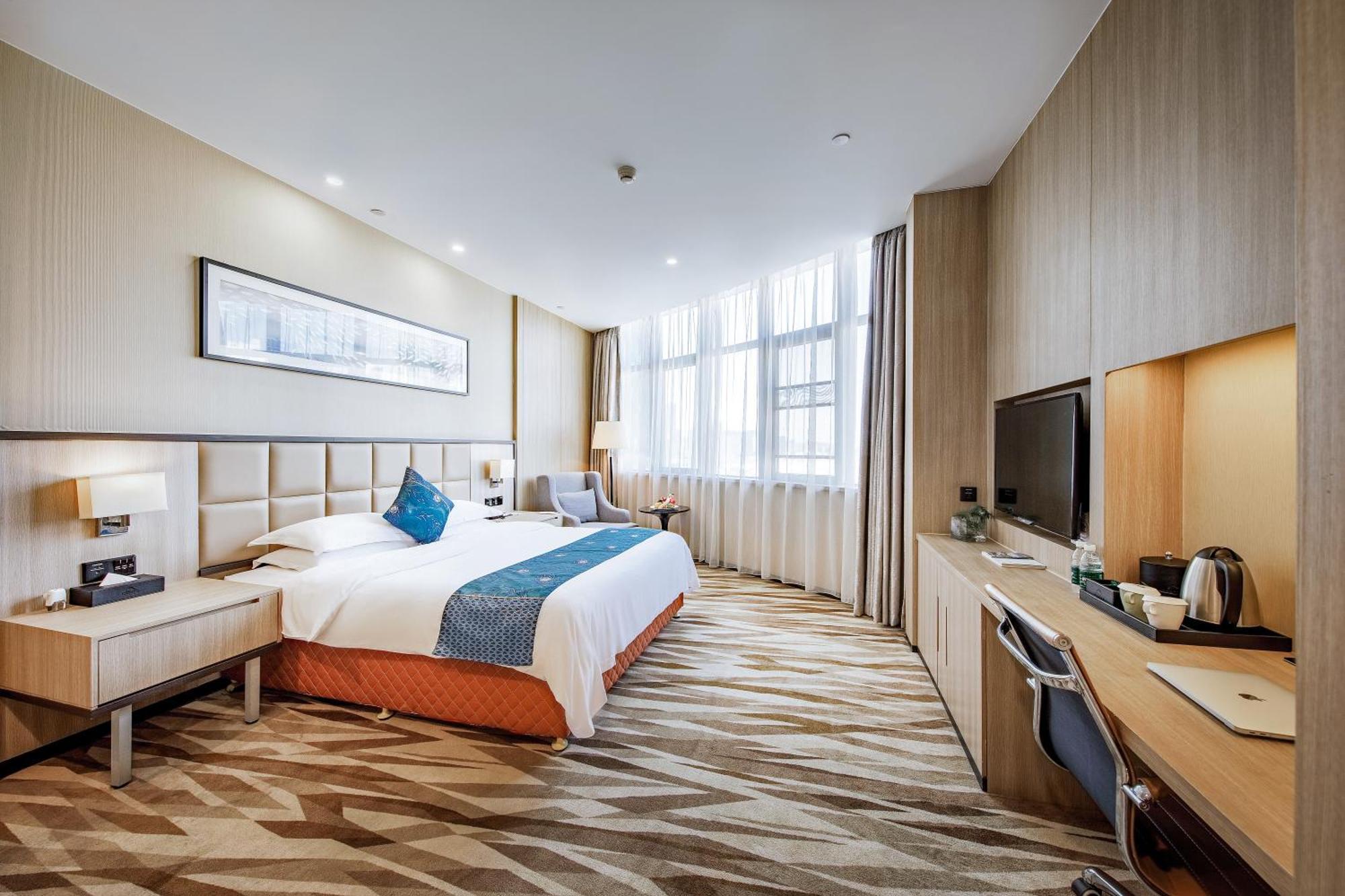 Days Hotel Suzhou Suzhou  Bagian luar foto